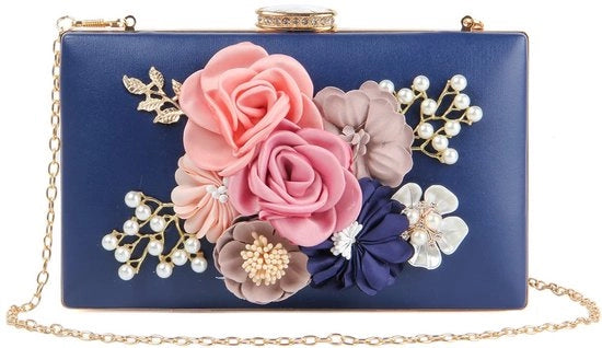 Borsa da sera fiori pernoziale con perle e filo di seta per la sposa