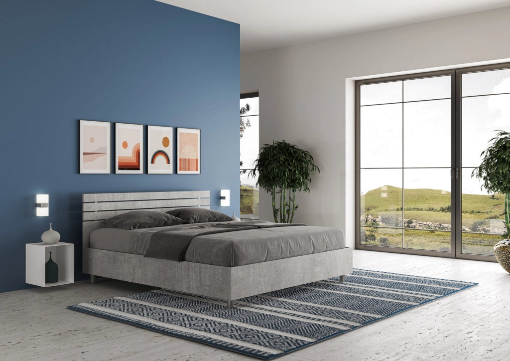 Letto Matrimoniale 160x190 cm con Rete e Contenitore Alzata Comoda Testata Dritta a Doghe Ankel Cemento