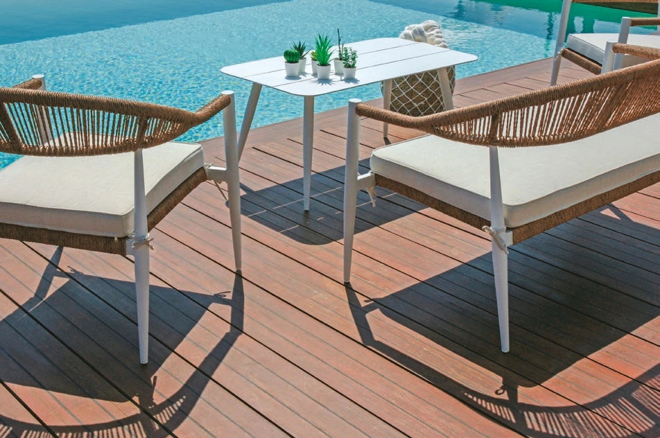 Salotto da esterno divano poltrone e tavolino in alluminio bianco, twist wicker Milano
