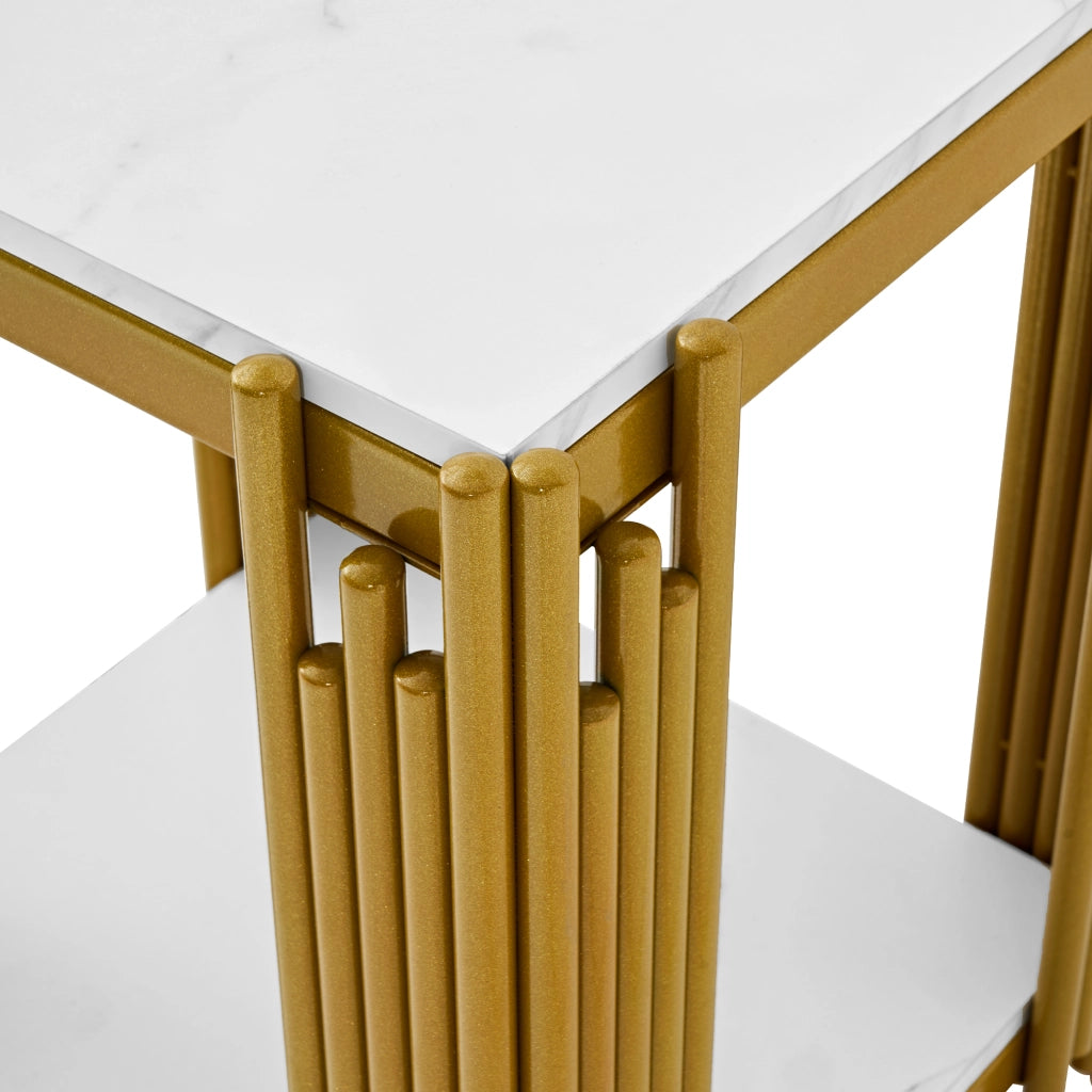 Comodino con 2 ripiani in MDF e metallo effetto marmo bianco e oro per camera da letto e soggiorno 43 × 40 × 55 cm