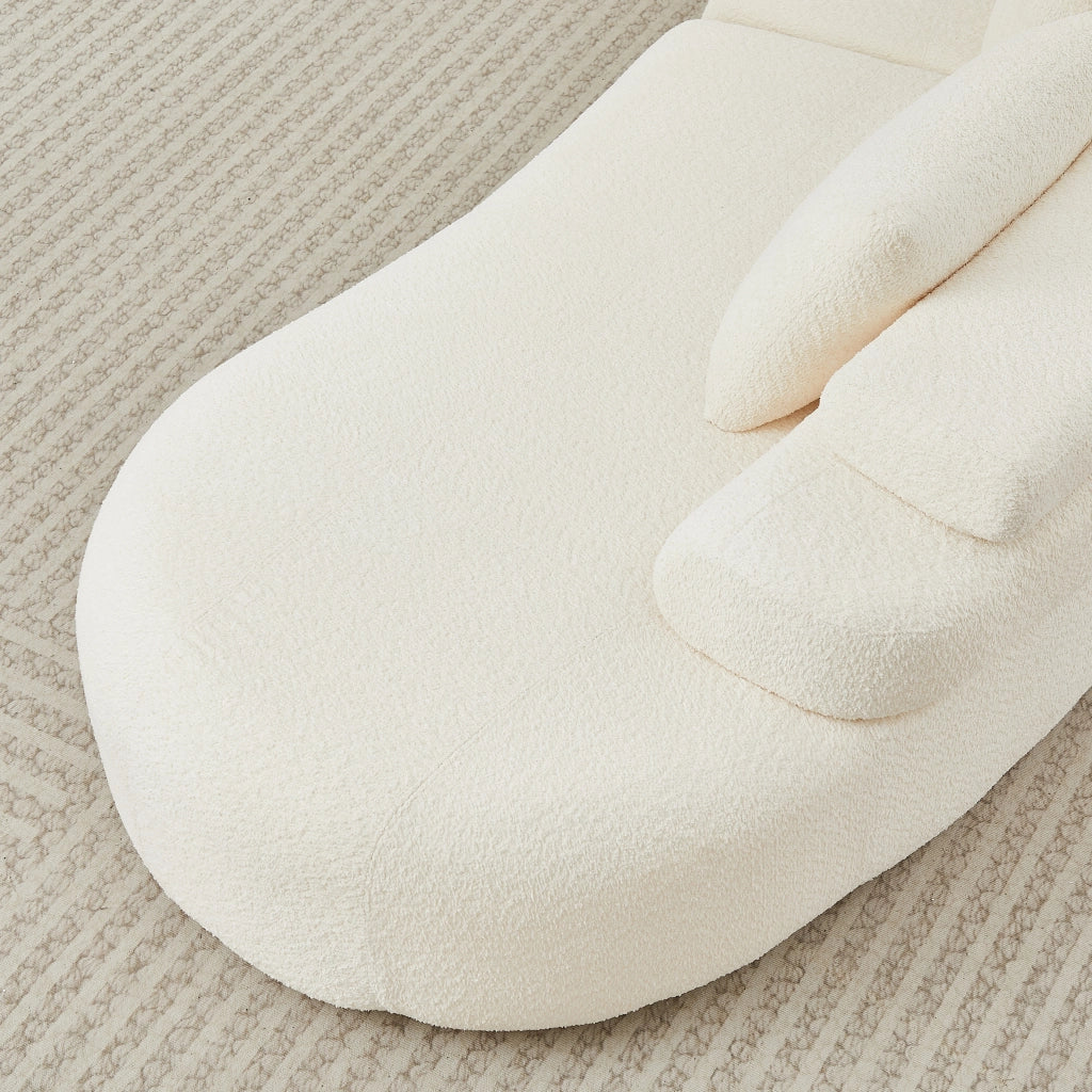 Divano modulare a due moduli curvi segmentati senza braccioli con 3 cuscini schienale per salotto in ciniglia beige