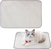 Matraccia rinfrescante per animali domestici - 50x40cm Matraccia rinfrescante per gatti - Matraccia rinfrescante con tessuto di gomma per animali domestici - Adatto per cani e gatti - Utilizzabile in gabbie, recinti, letti e divani - Lavabile in lavatrice