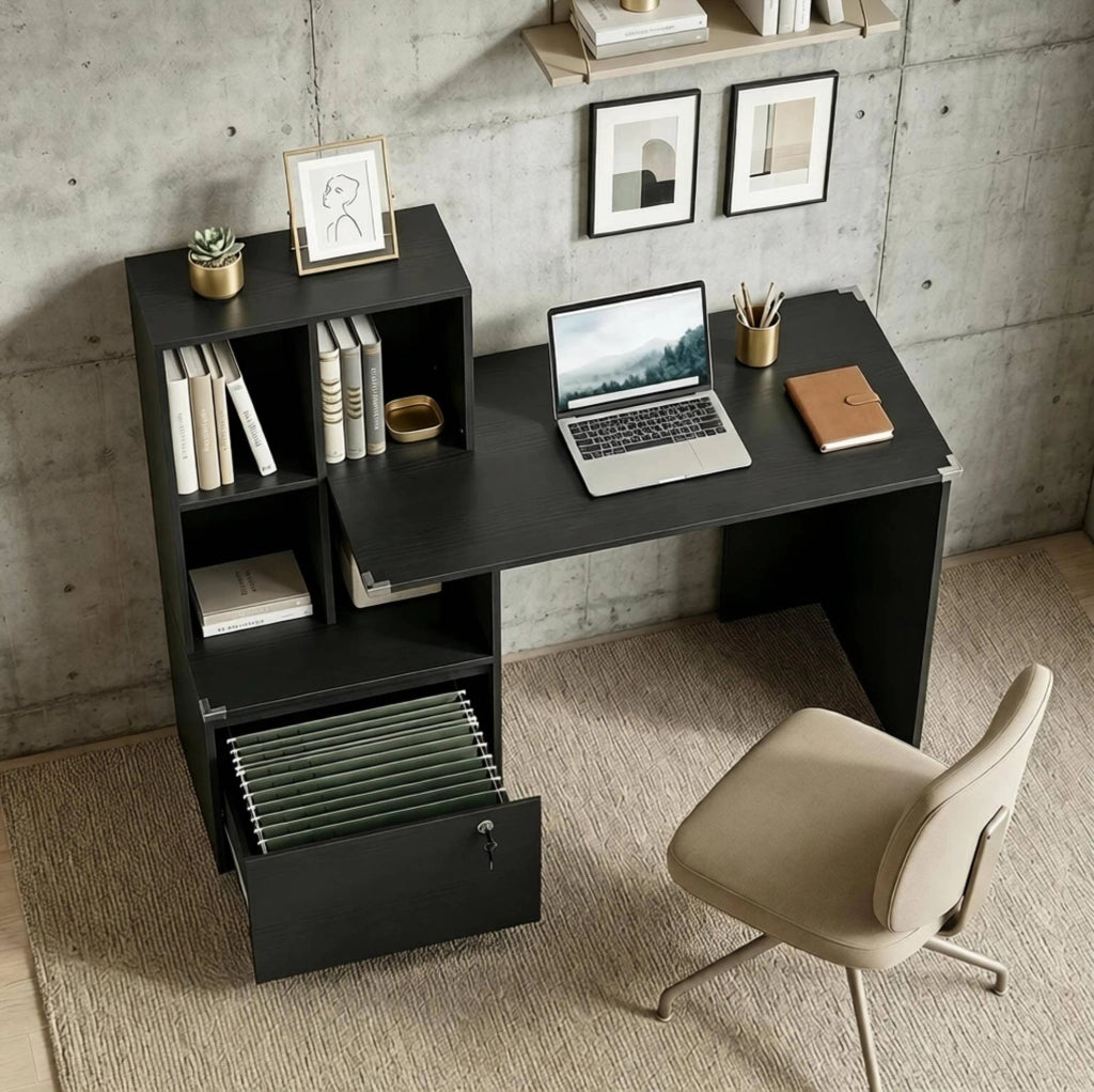 Scrivania per computer nera con libreria a 4 ripiani e cassetto chiudibile