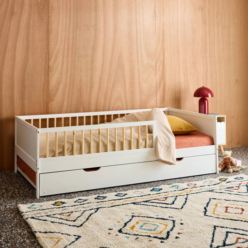 Letto a nido per bambini in pino naturale con rete a doghe e cassetto,