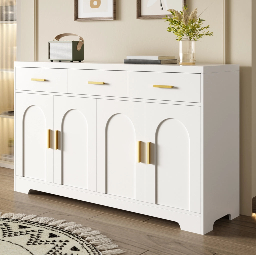 Credenza bianca con quattro ante ad arco e tre cassetti