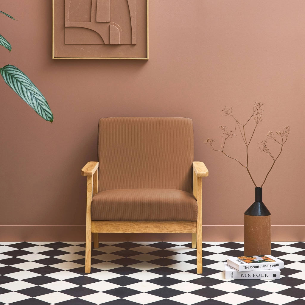 Poltrona scandinava in legno e velluto a coste, marrone