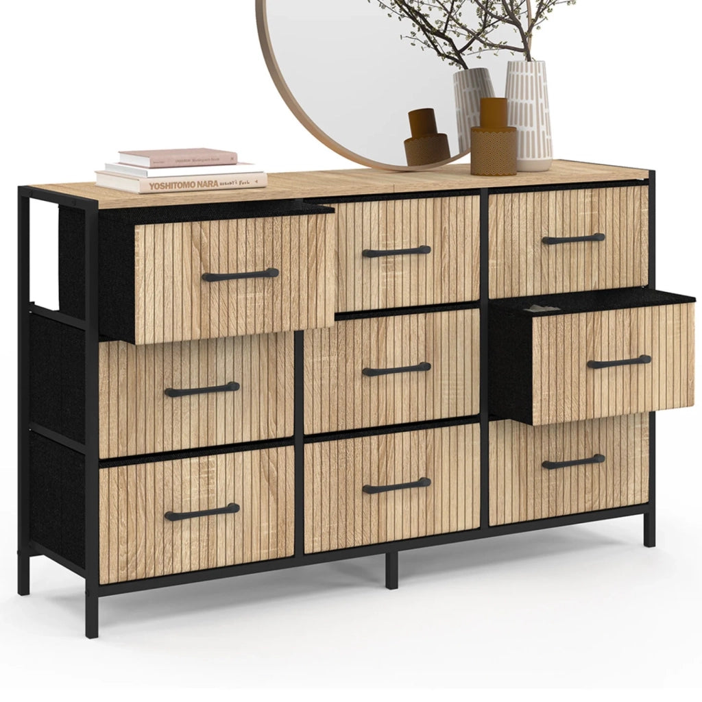IDMarket - Cassettiera in tessuto a 9 cassetti UTAH 115 CM, mobile contenitore di design industriale con effetto a doghe
