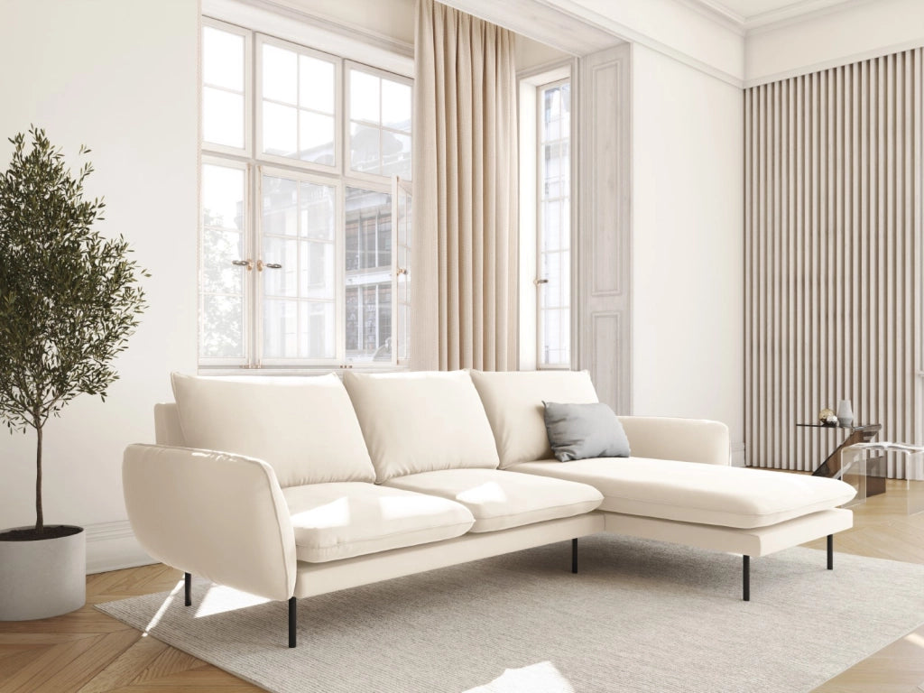 Cosmopolitan Design - Divano angolare destro "Vienna" 5 posti in velluto beige chiaro 