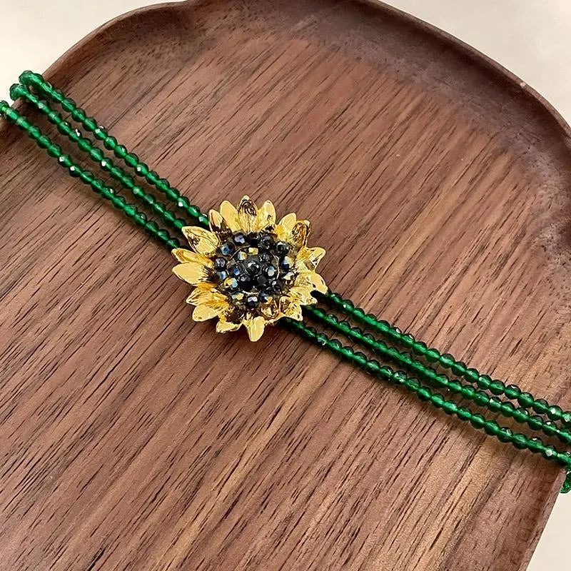 Collana fatta a mano con perline di cristallo verde scuro, regalo di Natale o di compleanno.
