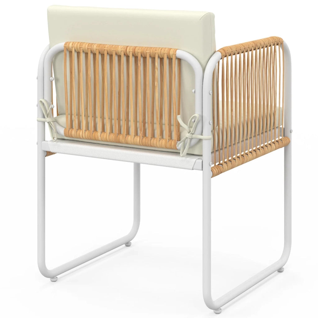 IDMarket - Set di 4 sedie RIO con struttura in metallo bianco, cordoncino effetto rattan chiaro e cuscini beige