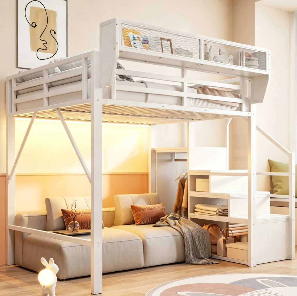 Letto a soppalco 140x200 cm con LED; scala di sicurezza e ripiani flessibili in metallo bianco