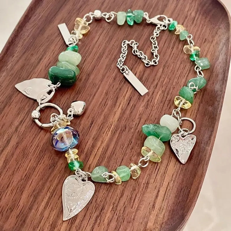 Collana fatta a mano con ciottoli verdi e cristalli, regalo di Natale per donna