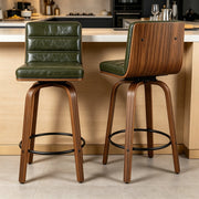 SGABELLO BAR in PU Verde con schienale ergonomico e gambe in legno