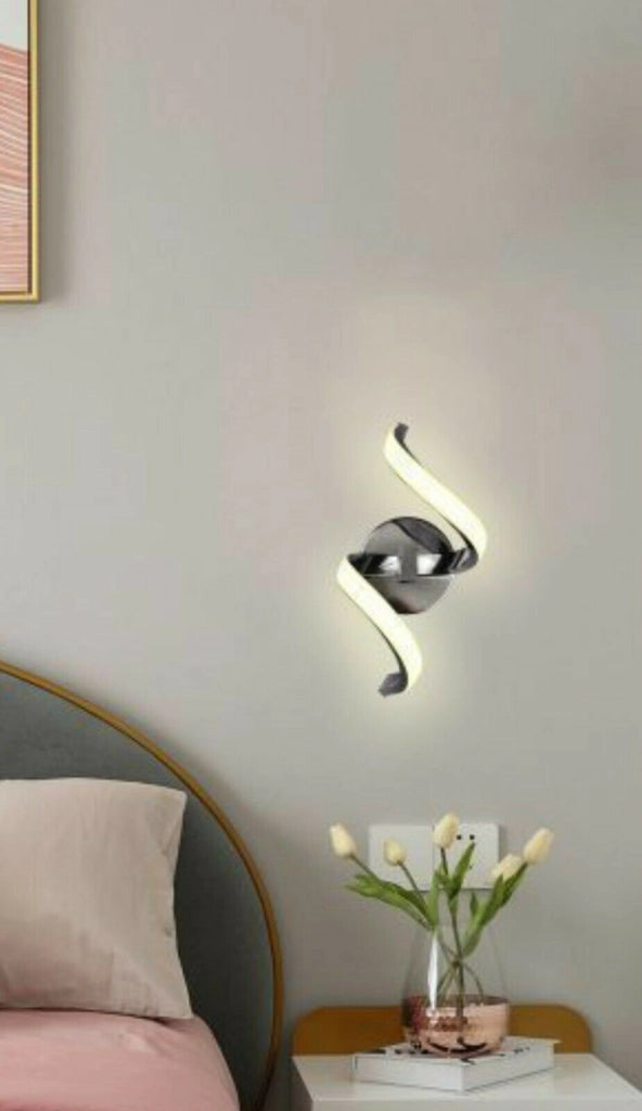 Applique Moderno Lampada da Parete a Muro per Illuminazione da Interno IP20 9W bianco Led Luce Calda 3000K