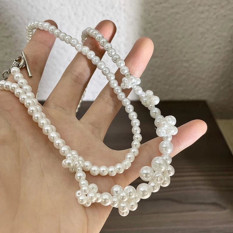 Collana vintage fatta a mano con perle e fiori, regalo di Natale o di compleanno.