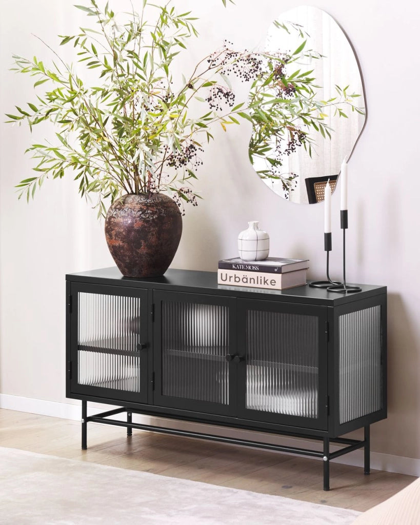 Credenza a 3 ante in metallo nero e vetro con ripiani 115 x 35