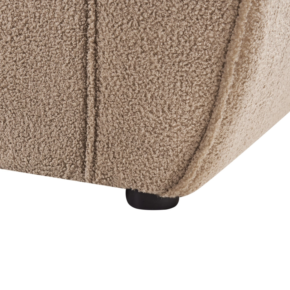 Poltrona Moderna da Soggiorno con Rivestimento in Tessuto Bouclé Marrone Chiaro Schienale Imbottito e Cuscino Spesso