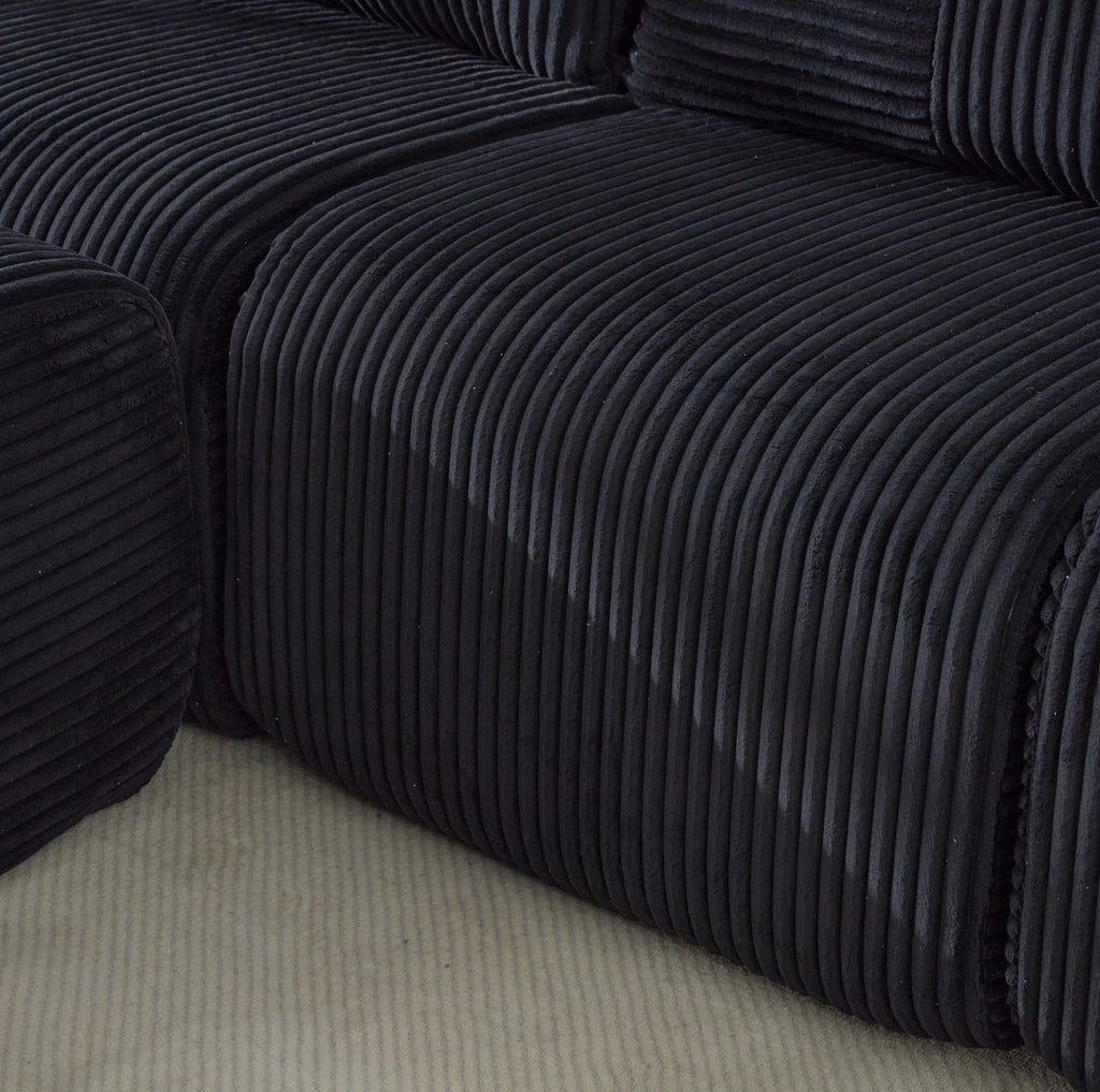 Divano modulare 3 posti ULEVR 268x174x80 cm con portabevande e tasca laterale, velluto a coste nero