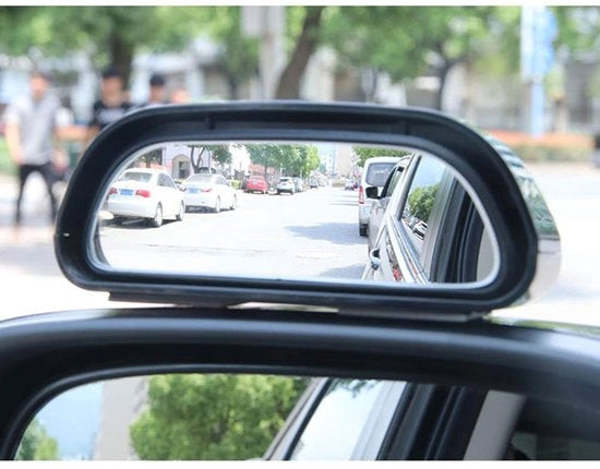 Set di specchietti retrovisori universali a doppia lente per auto, inclusi specchietti a ingrandimento e specchietti a campo morto, adatto a diversi veicoli.