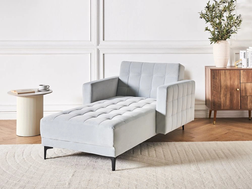 Chaise longue in tessuto trapuntato in velluto grigio chiaro Soggiorno moderno Divano reclinabile Gambe dorate Bracci a binario