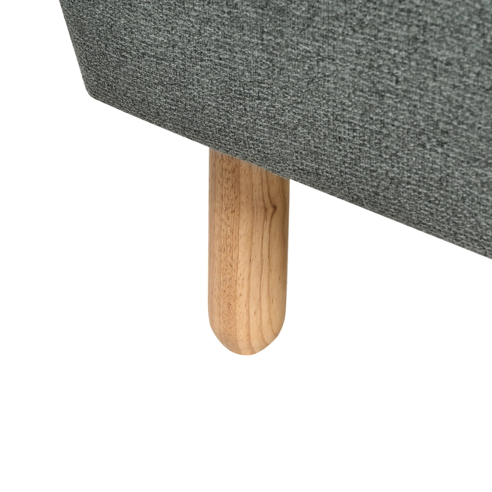 Chaise Lounge Rivestimento in tessuto verde Gambe in legno chiaro Stile scandinavo