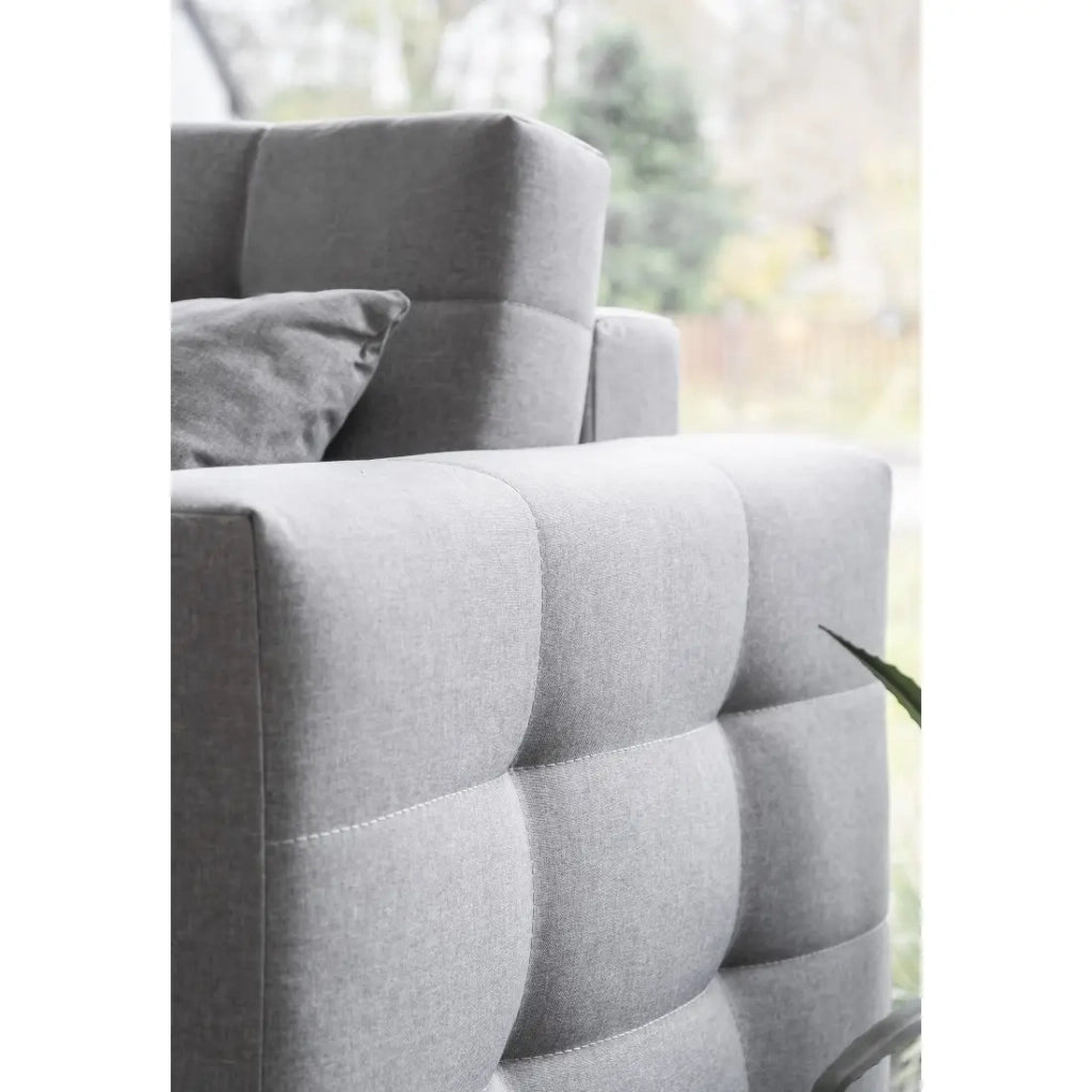 Divano angolare convertibile HASGARD 3 posti grigio 248x162 cm - contenitore e piedi in legno