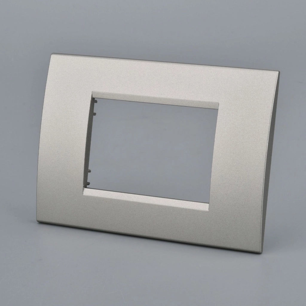 Placca Plastica Quadrata MBL 3M Titanio Compatibile Bticino Living BLN89308