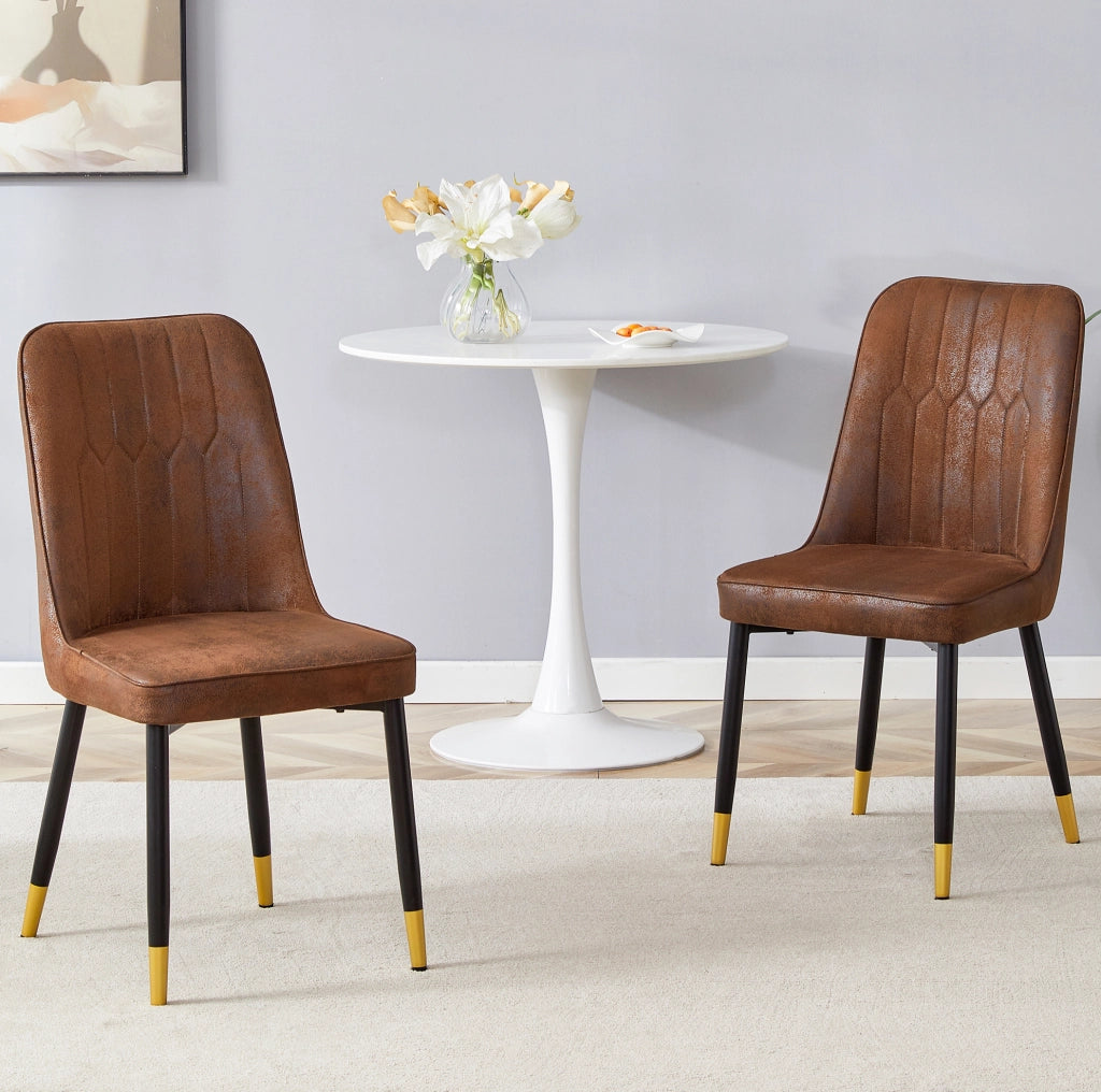 Sedia da pranzo marrone con schienale ergonomico e gambe in metallo nero antiscivolo