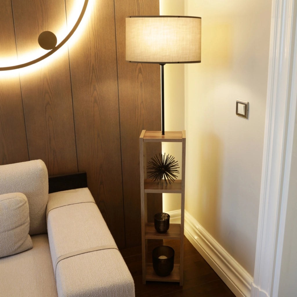 Lampada da Terra 'Redditch' Piantana con Paralume Cilindrico in Tessuto Beige e Base a Scaffale Portaoggetti in MDF