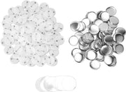 Set di Etichette a Badge 100 pezzi - Componenti per Badge DIY - Retro di Metallo - Spilla Riciclabile - Adatto per Abbigliamento/Sciarpe - Pellicola Protettiva Transparente - Crea Badge