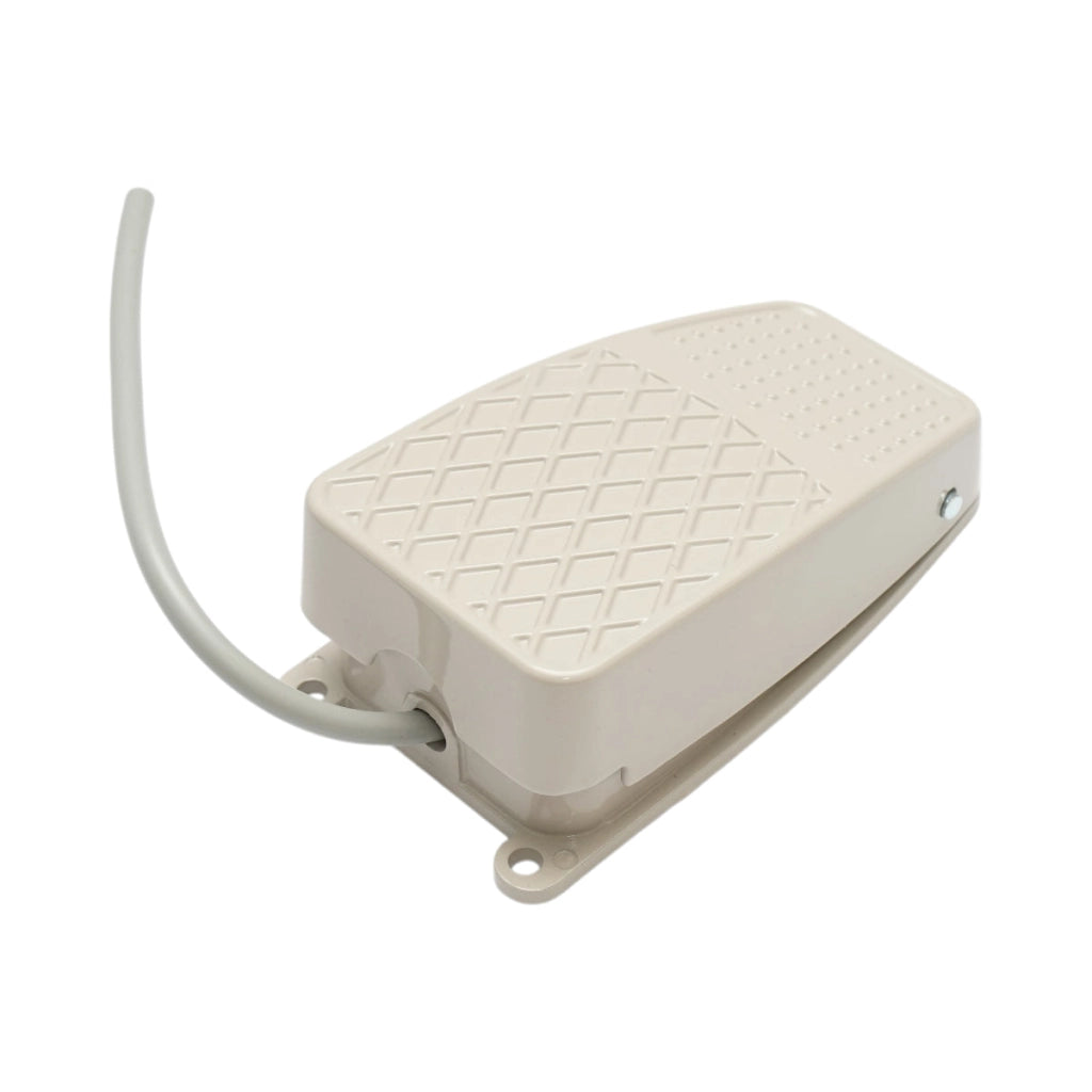 Pedale di comando con contatto elettrico – 250V / 5A Breckner Germany