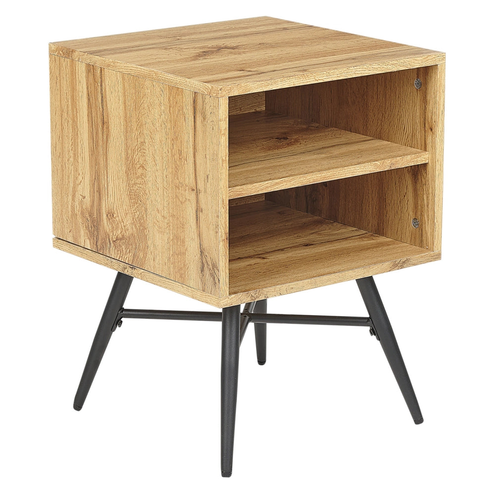Tavolino da comodino in MDF legno chiaro con due ripiani aperti, pezzo minimalista e contemporaneo per la camera da letto
