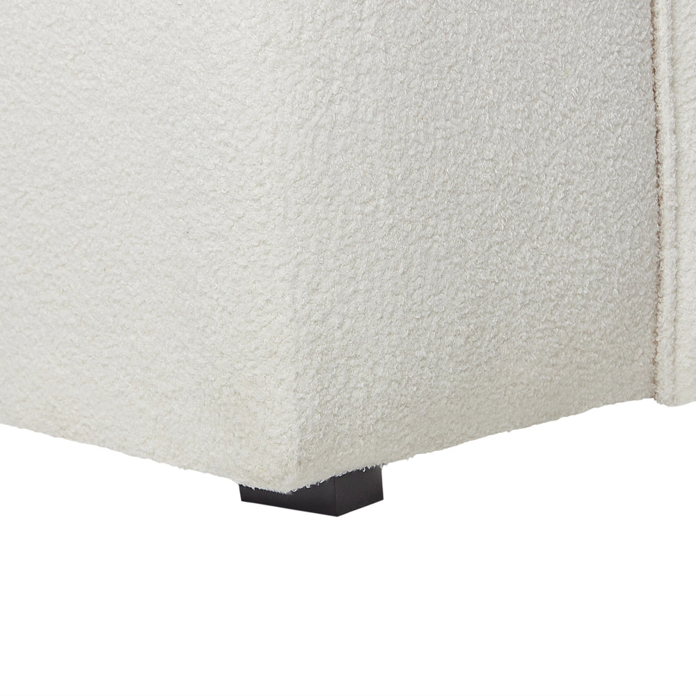 Divano Angolare Bianco Sporco Bouclé 3 Posti Cuscini Extra Dispersi versione sinistra stile Moderno