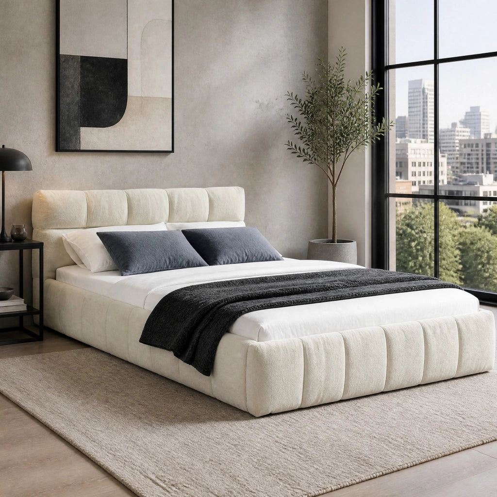 Letto singolo 90x200 cm in chenille beige con struttura in eucalipto e ferro