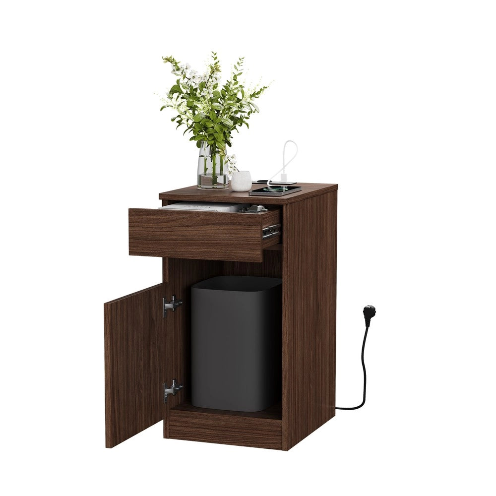 Comodino con Carica USB-A/USB-C e Presa Elettrica ¨C Xylo ¨C Effetto Noce, 33x40x61,5 cm