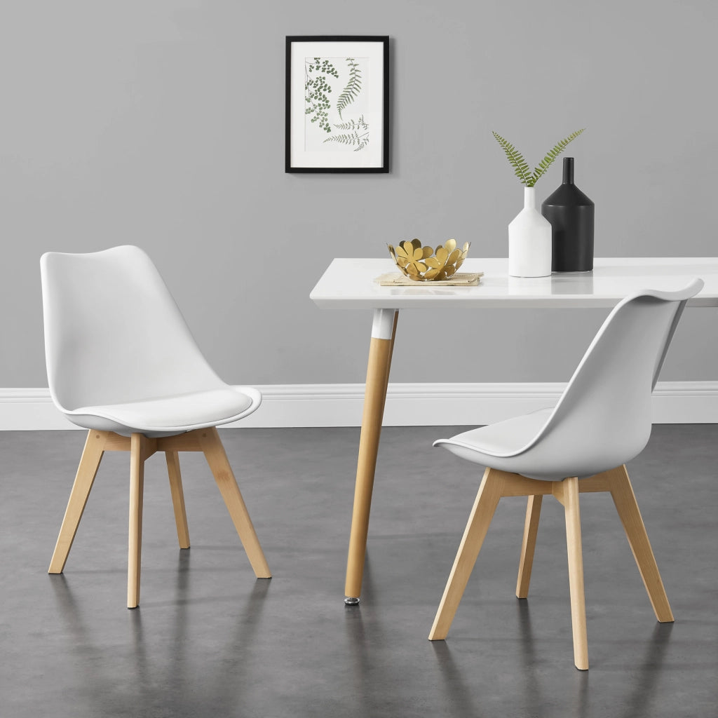 Set Fläten di 4 Sedie da Sala con Seduta Imbottita Rivestimento in Similpelle Bianco [en.casa]
