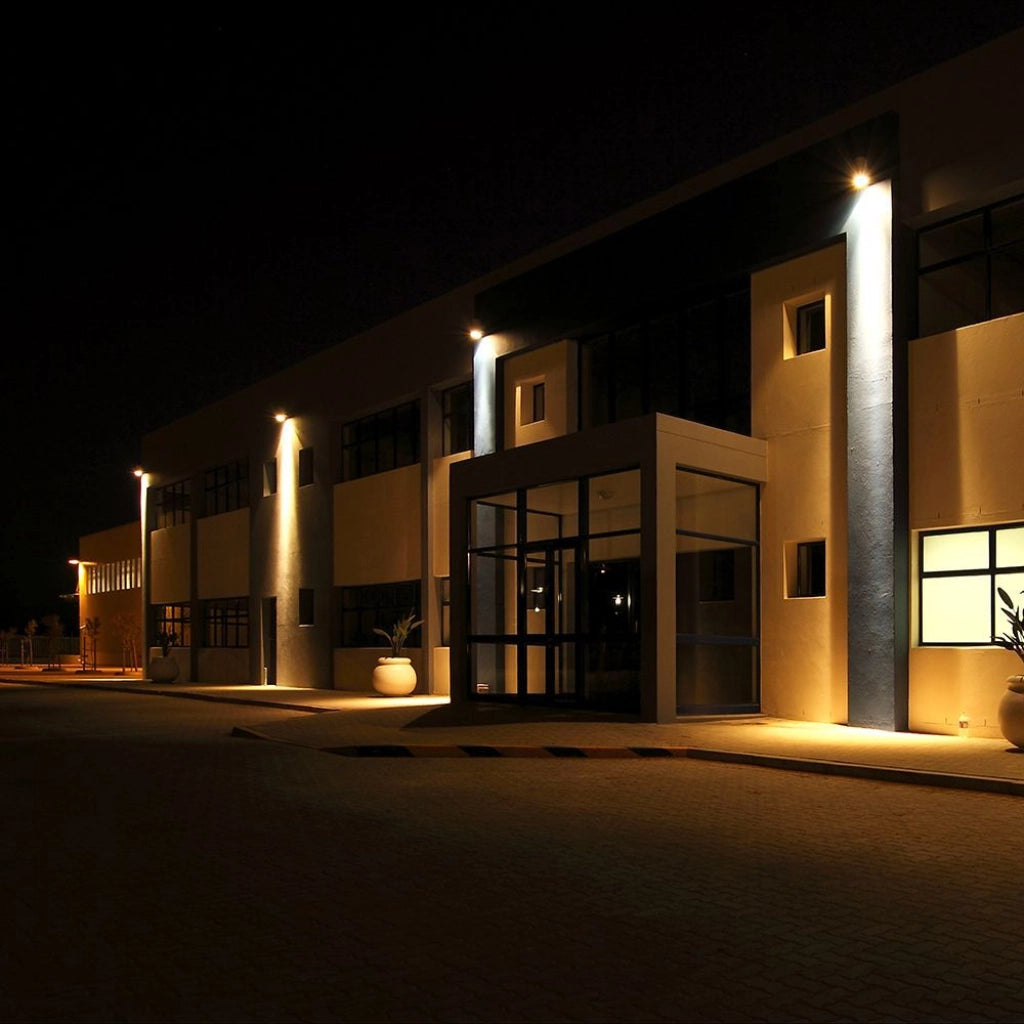 PRO Faro LED SMD Chip Samsung 100W Cavo 1m Colore Bianco 4000K IP65 253.5x40x242.5mm SKU:23442