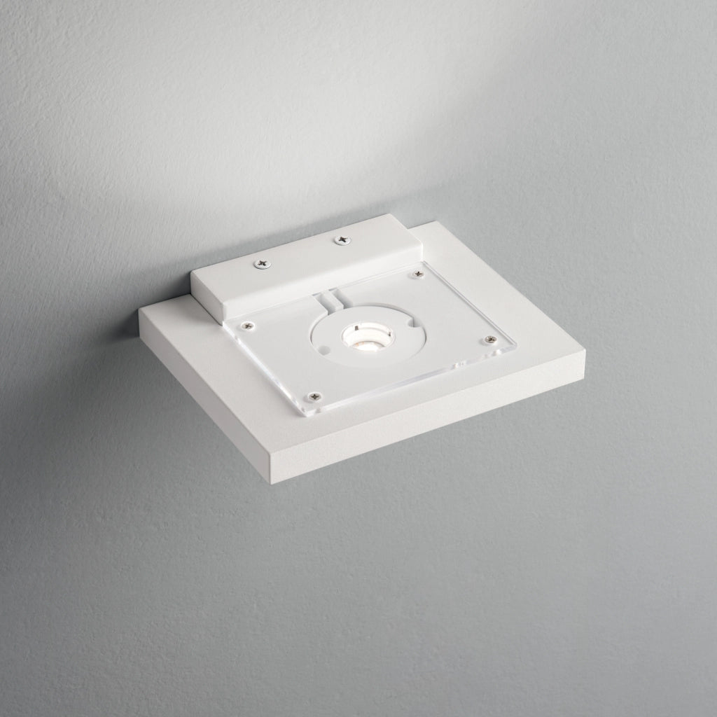 Applique Block 1 Luce Led Integrato Bianca
