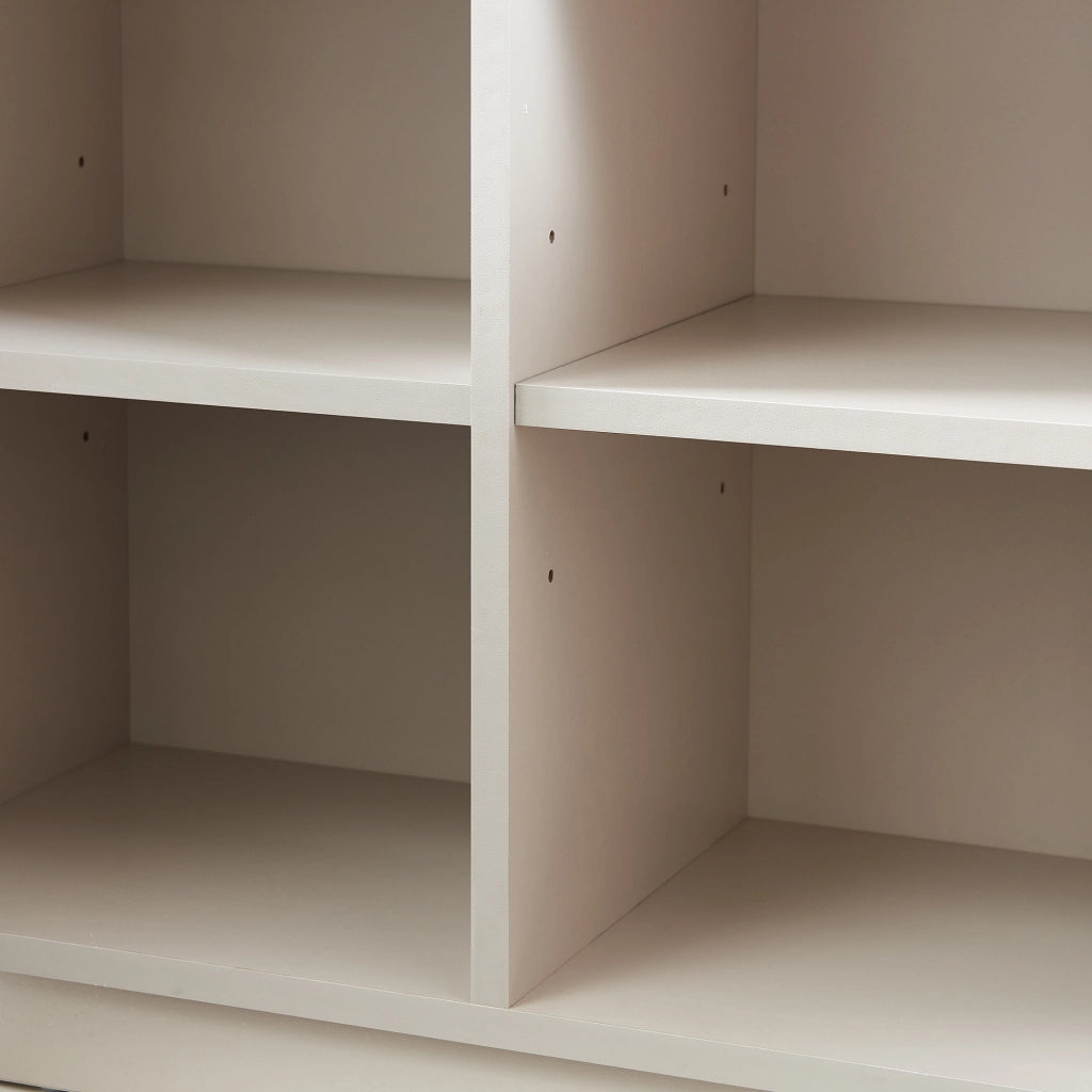 Armadio Comò Alto Bopibobro a 2 Ante Credenza con 4 Ripiani Aperti e 4 Vani Chiusi 118 x 64 x 30 cm - Beige [en.casa]