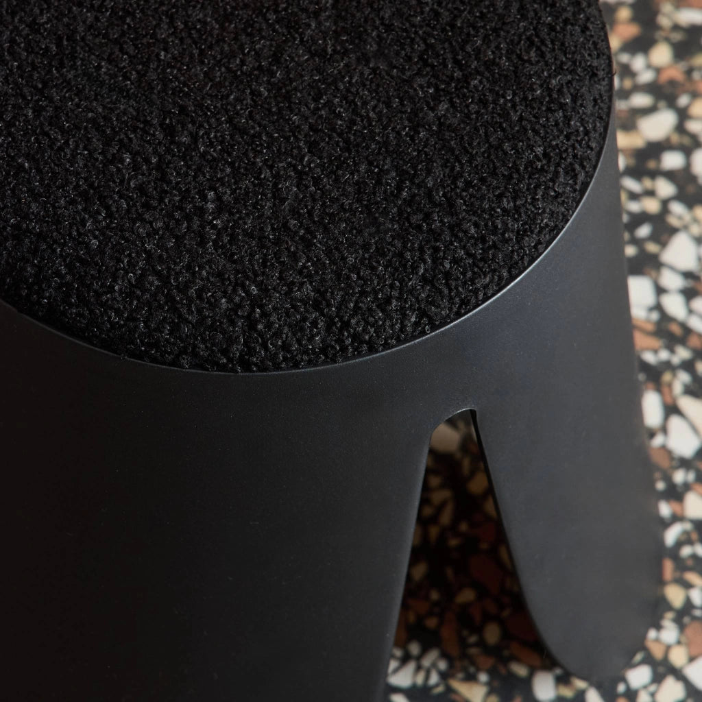 Sgabello impilabile per bambini in bouclé testurizzato, set di 2, nero