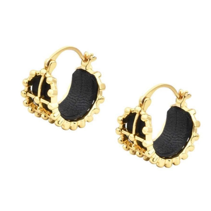 Orecchini a forma di C in pelle intrecciata, stile Chanel, con stampa leopardata