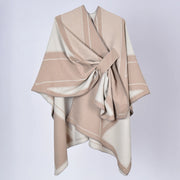 Sciarpa con lacci di nuovo stile, elegante mantello in cashmere spesso con spacco