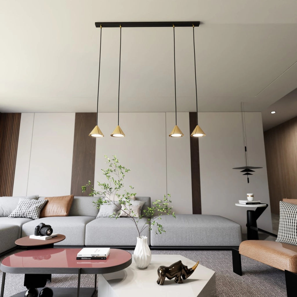 Lampada a sospensione ELIT con diffusori conici oro e struttura nera
