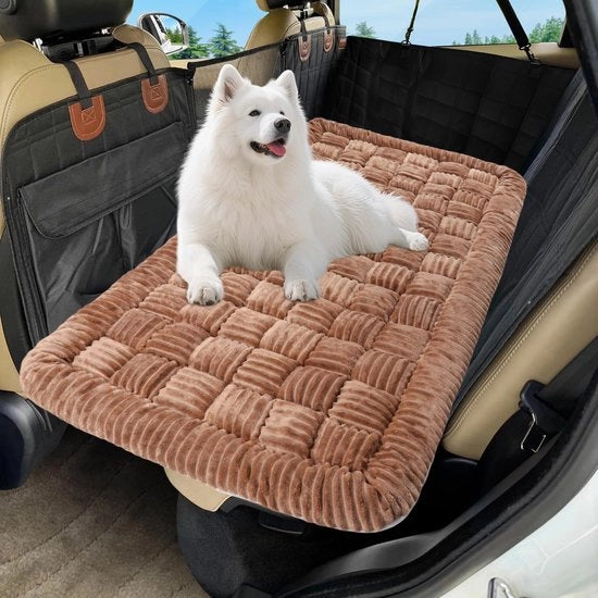 Hondendeken per sedile posteriore dell'auto, Matressa morbida per cani da utilizzare in auto, Panchetta per cani per grandi cani, Matressa antiscivolo per cani, Facile da pulire, Resistente ai graffi e comodo, 127×62,5 cm, Marrone