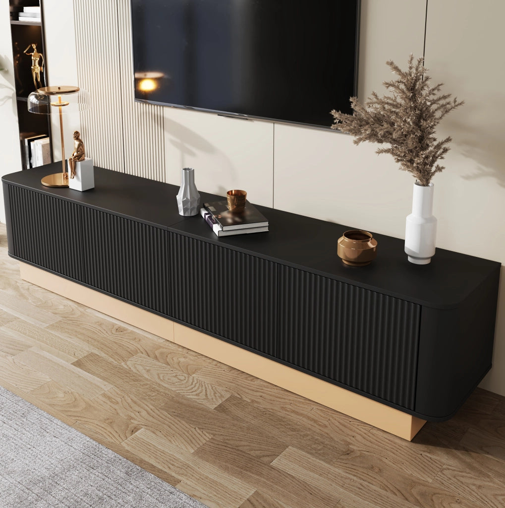 Mobile TV 200 cm a 4 ante con ripiani regolabili; design rigato; in MDF nero