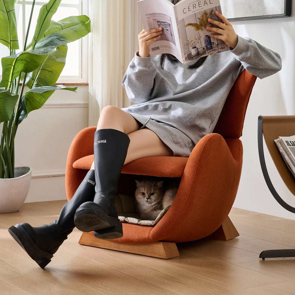 Poltrona Lounge con Nicchia per Gatto o Cane Piccolo; Design Ergonomico; Tessuto e Legno; Rosso Mattone 66 × 69 × 76 cm