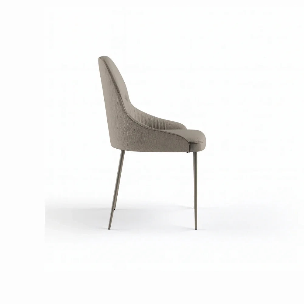 Set di 4 sedie da pranzo imbottite in tessuto beige Shell con struttura in metallo facili da pulire | Duzzle