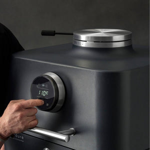 4K kamado tecnologico all-in-one di Everdure by Heston Blumenthal