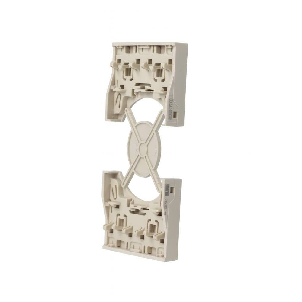 Cover bticino living now per prese standard p40 2 moduli varie finiture *** colore sabbia, confezione 1