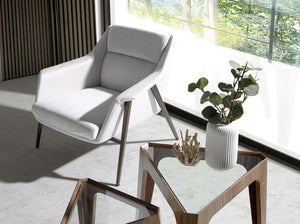 Poltrona in tessuto bianco